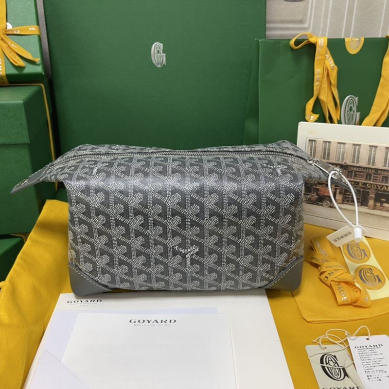 Go*ard cosmetic bags